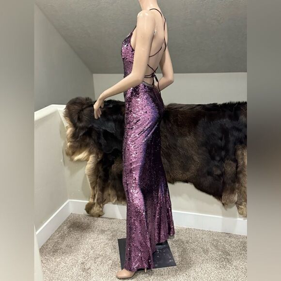 Sexy & Stunning Sequins and Beads Strappy Backless Mermaid Gown - Picture 11 of 12